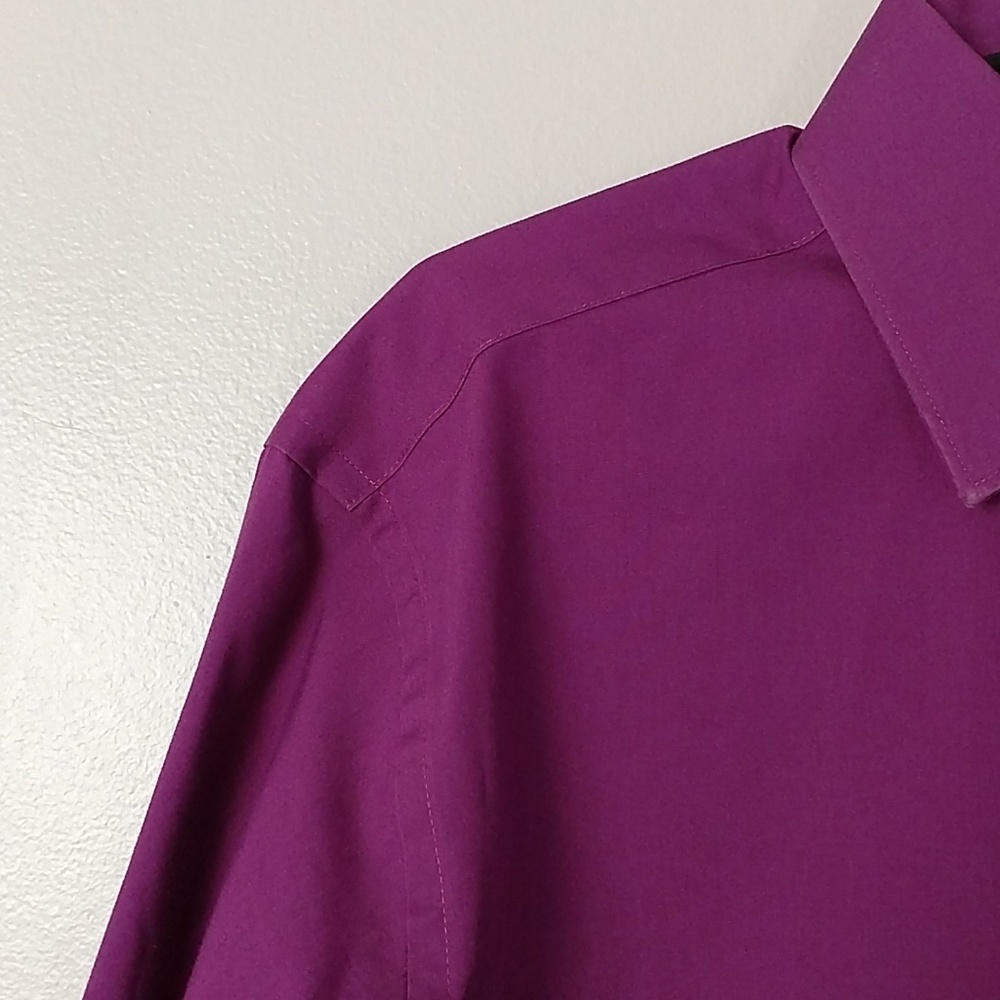 Mens Purple Buttom Up Medium 15 neck 34/35